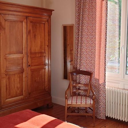 Chambres D'Hotes Le Clos Bleu La Rochelle  Exterior photo